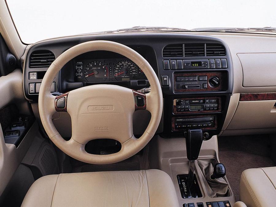  Isuzu Trooper 1998 года  (фото 7 из 9)